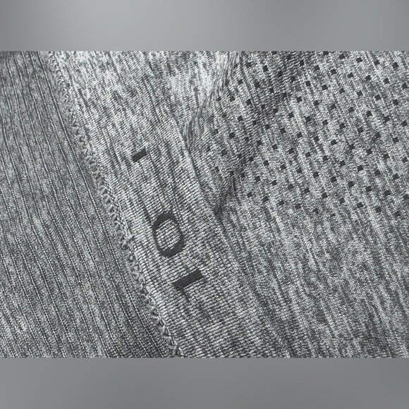 Lululemon Peloton Light Gray Racerback Tank Top 10 - Picture 7 of 9